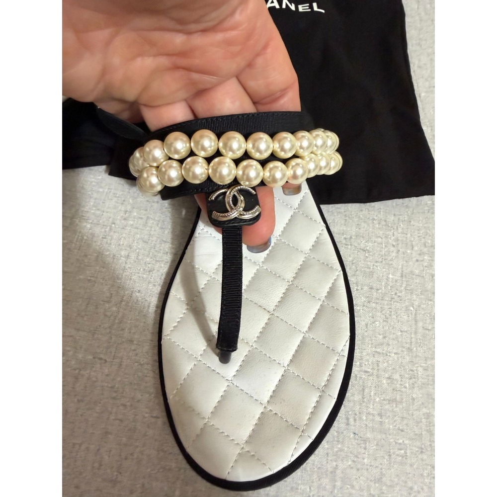 Chanel Women's US Size 7 Black with Pearls Flat Buckle Thong Sandals $1,250 - Picture 9 of 16